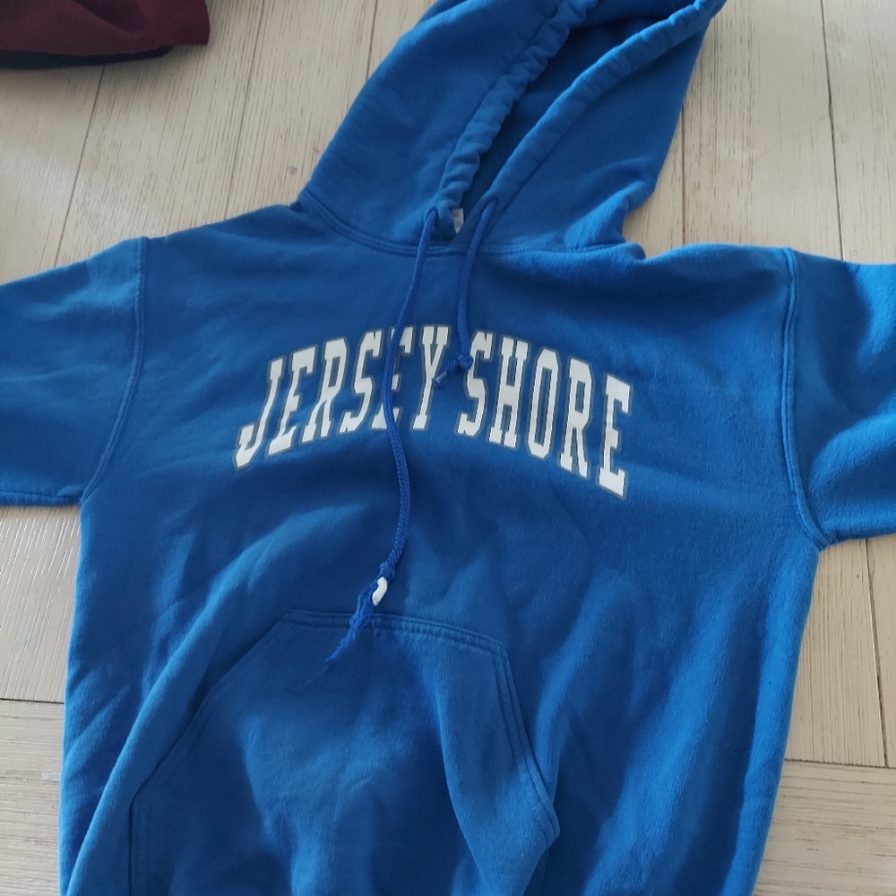 Hoddie - Picture 2 of 2